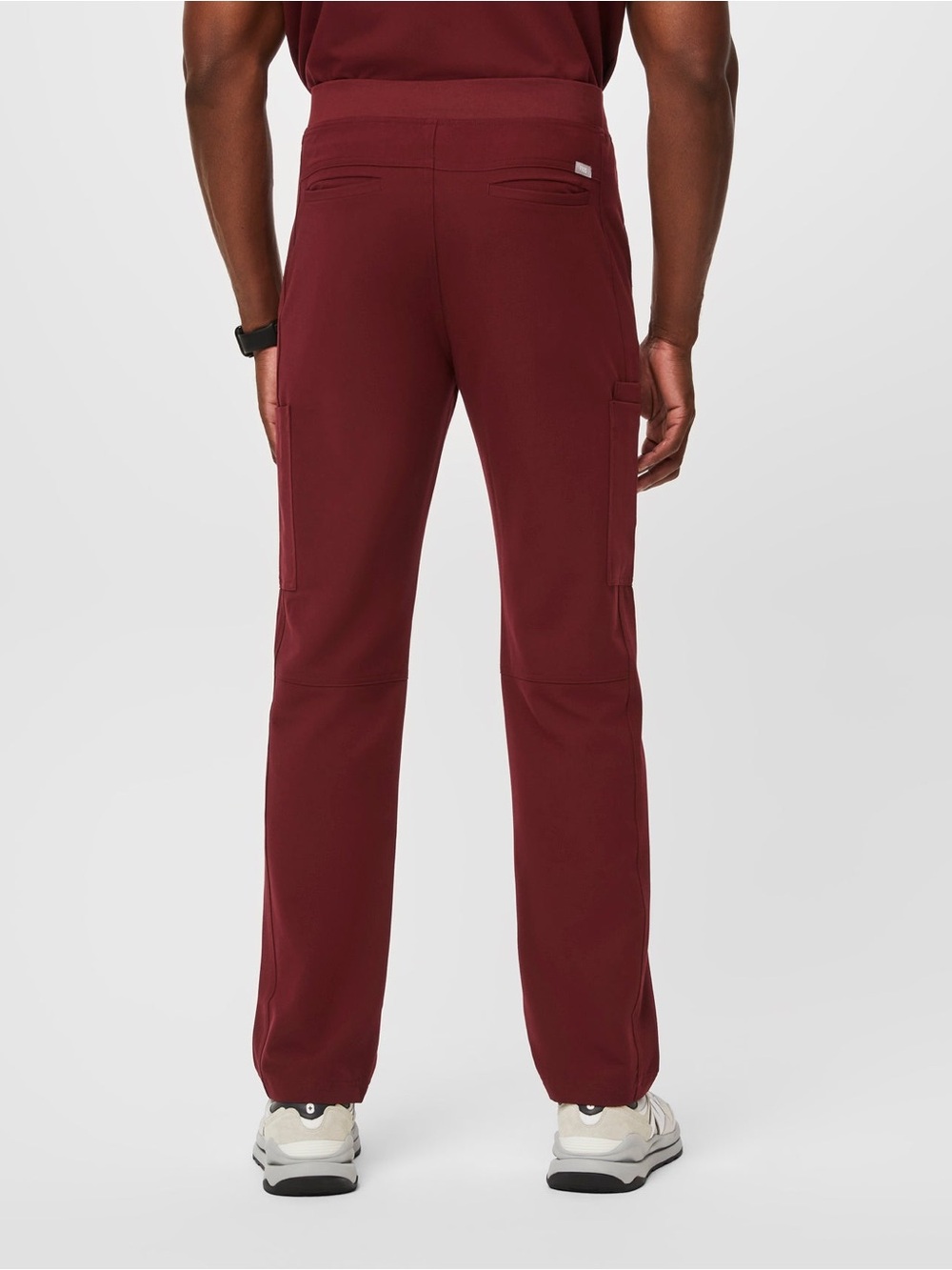 FIGS Men's Technical Collection Axim Straight-Leg Scrub Pant Burgundy Size Med